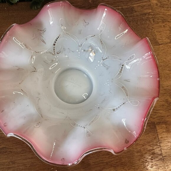 Victorian Ruffled Edge Bride’s Bowl White and Cranberry Opalescent Glass Hand Pa - Picture 5 of 6